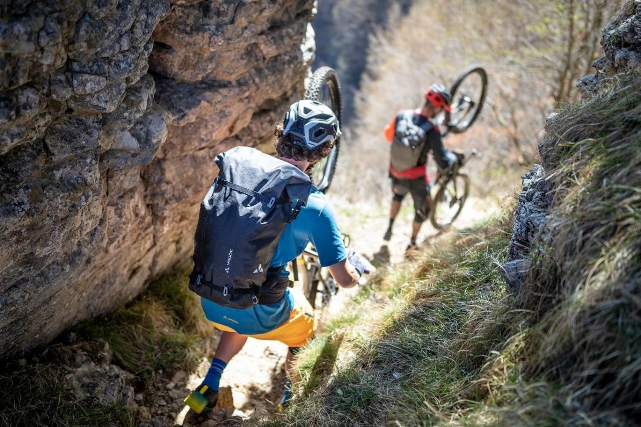 Titelseite -Vaude Verkaufsladen